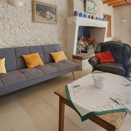 A La Ferme Charente-maritime * Le Pin-Saint-Denis
